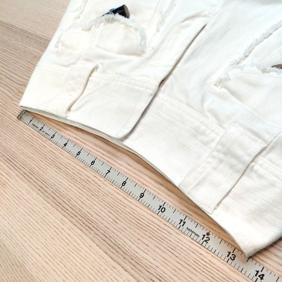 Derek Lam 10 Crosby Womens Horn-Toggle Shorts Size 6 White High Rise Frayed 3" - Picture 14 of 16